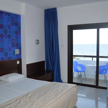 호텔 Les Palmiers Boutique & Luxury 라르나카