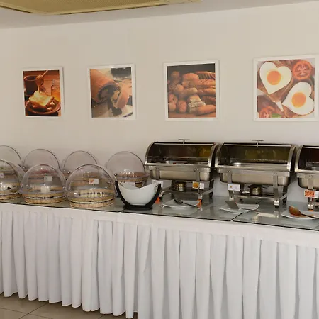 Les Palmiers Boutique & Luxury