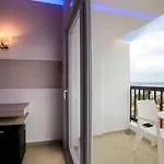 Hotel Les Palmiers Boutique & Luxury 2*