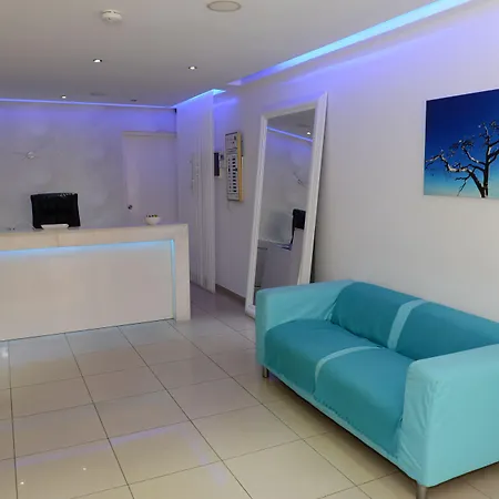 Les Palmiers Boutique & Luxury