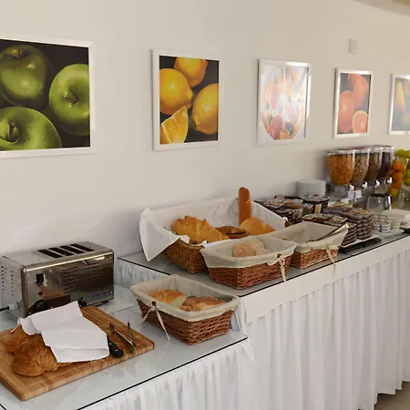 Les Palmiers Boutique & Luxury 2* Larnaca