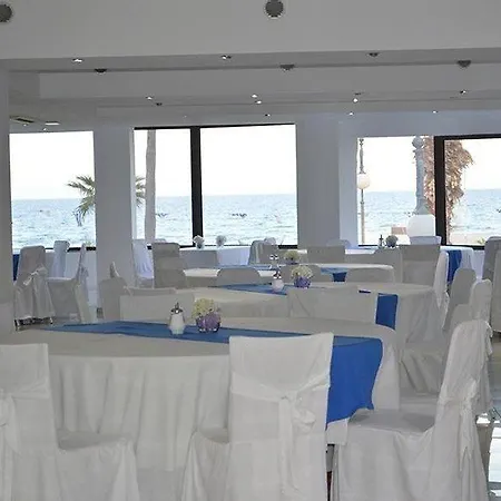 Les Palmiers Boutique & Luxury