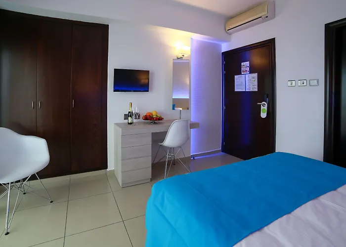 Les Palmiers Boutique & Luxury 2* Larnaca